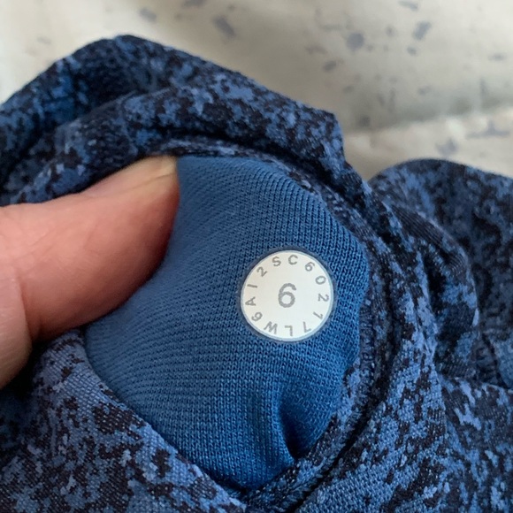 Lululemon Wunder Under Crop High Rise Luxtreme Leggings size 6 - Picture 8 of 9